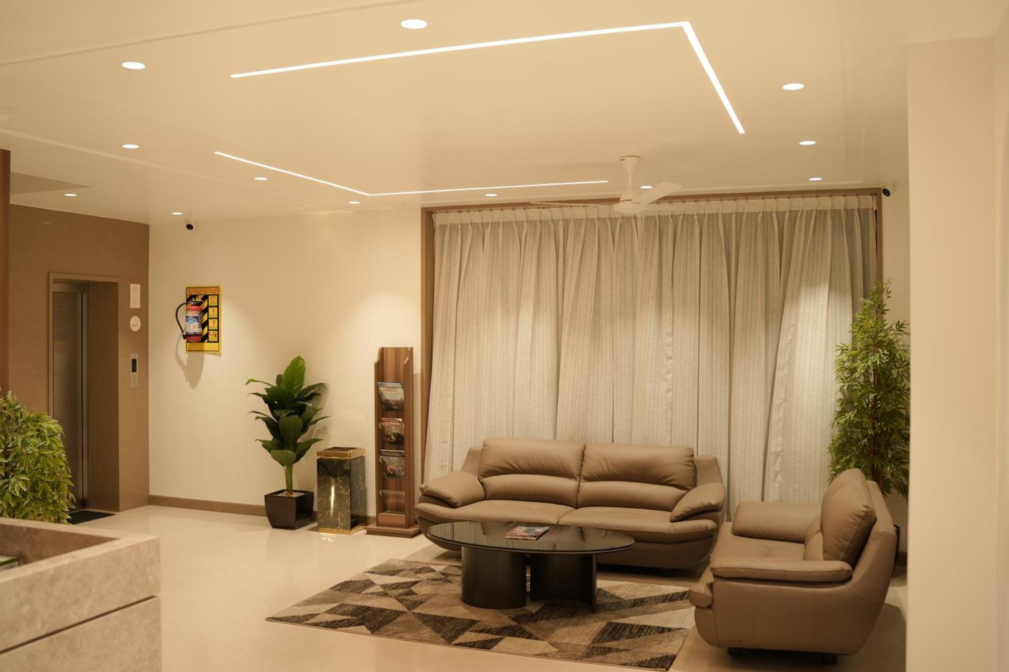 Kongu Residency 호텔 Karūr 외부 사진